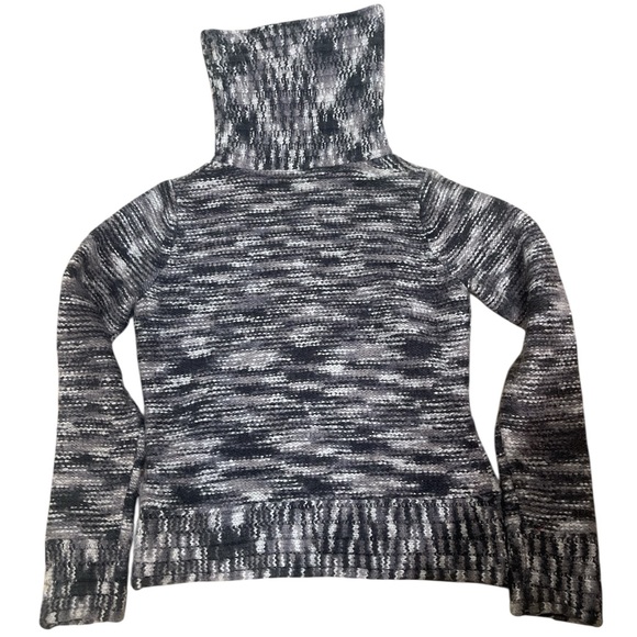 The Northface A5 series women’s wool/acrylic turtleneck sweater size small grey - Picture 2 of 6